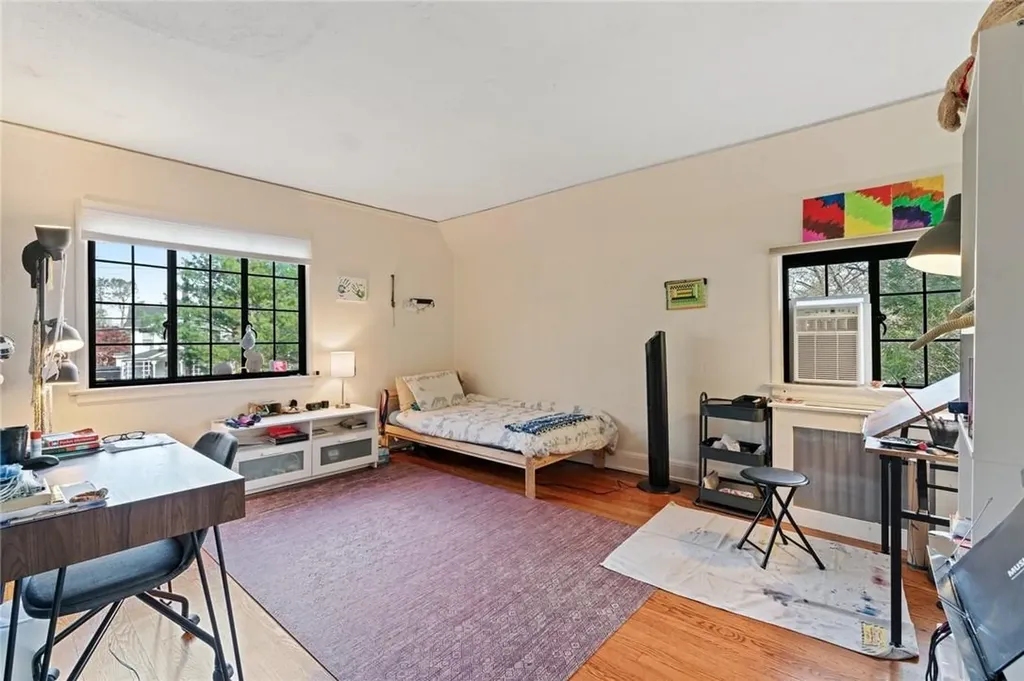 27 Bretton Road Scarsdale NY 10583