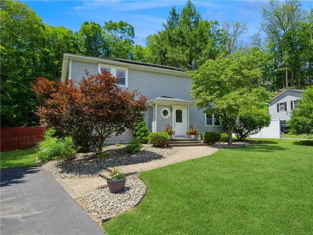 101 Sutton Park Road Poughkeepsie NY 12603