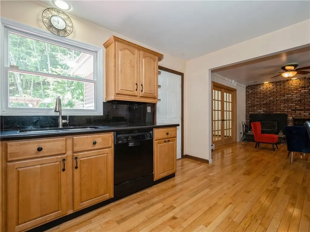101 Sutton Park Road Poughkeepsie NY 12603