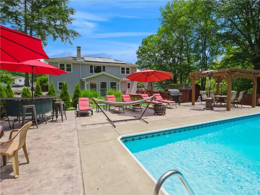 101 Sutton Park Road Poughkeepsie NY 12603
