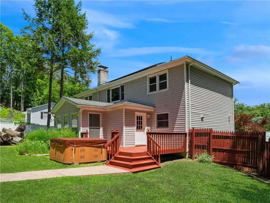 101 Sutton Park Road Poughkeepsie NY 12603