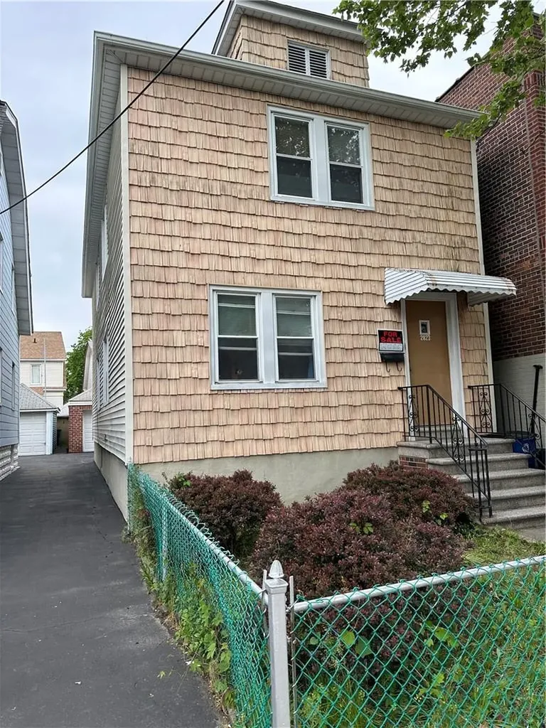 2823 Lasalle Avenue Bronx NY 10461