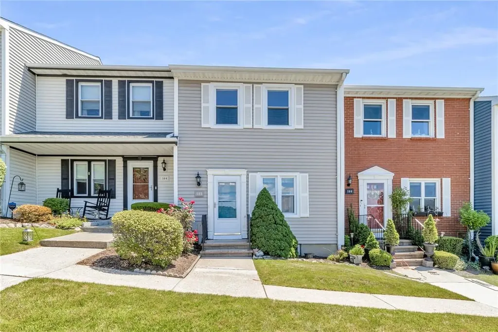 105 Mallard Way Peekskill NY 10566