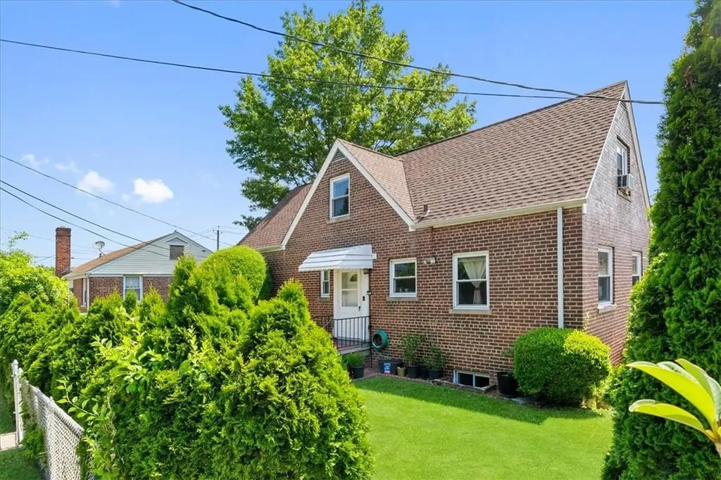 142 Sterling Avenue Yonkers NY 10704