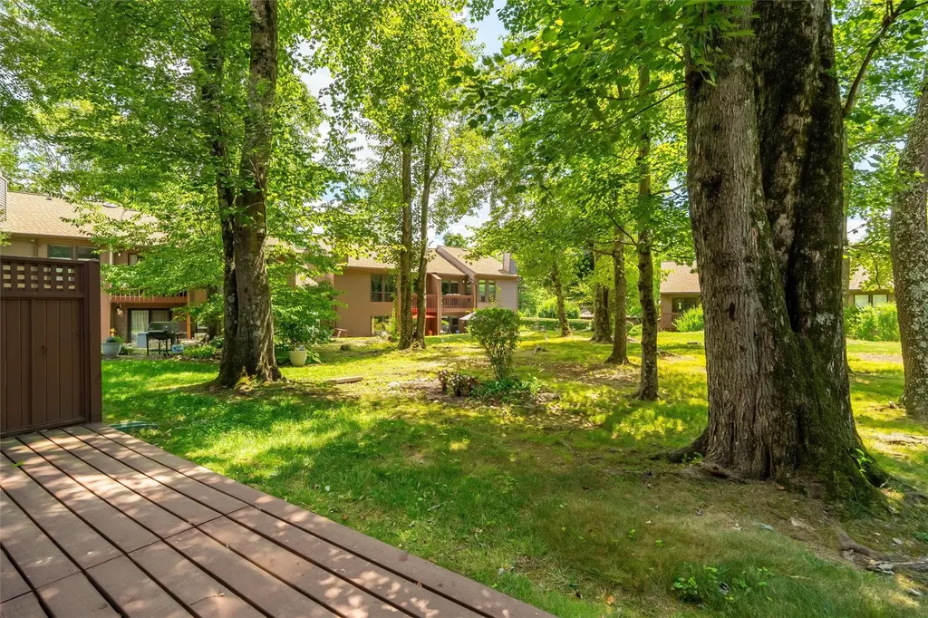 193 Woods Brooke Circle Ossining NY 10562