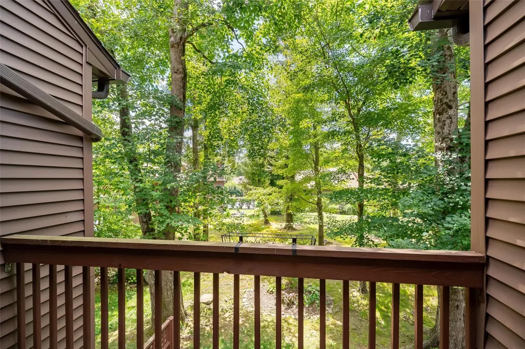 193 Woods Brooke Circle Ossining NY 10562