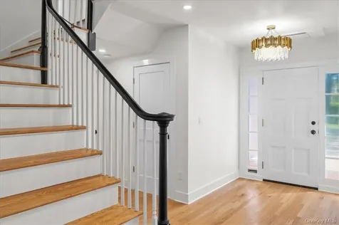 4 Woodland Place White Plains NY 10606