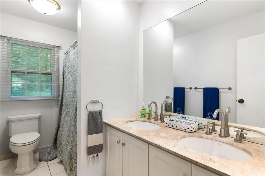 17 Derby Lane Ossining NY 10562