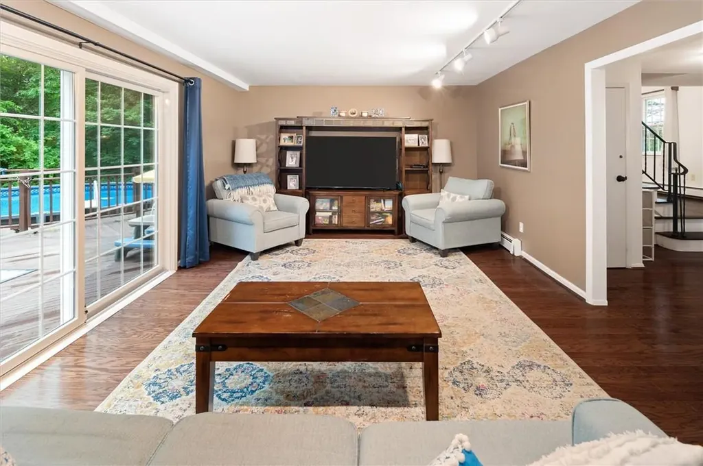 17 Derby Lane Ossining NY 10562