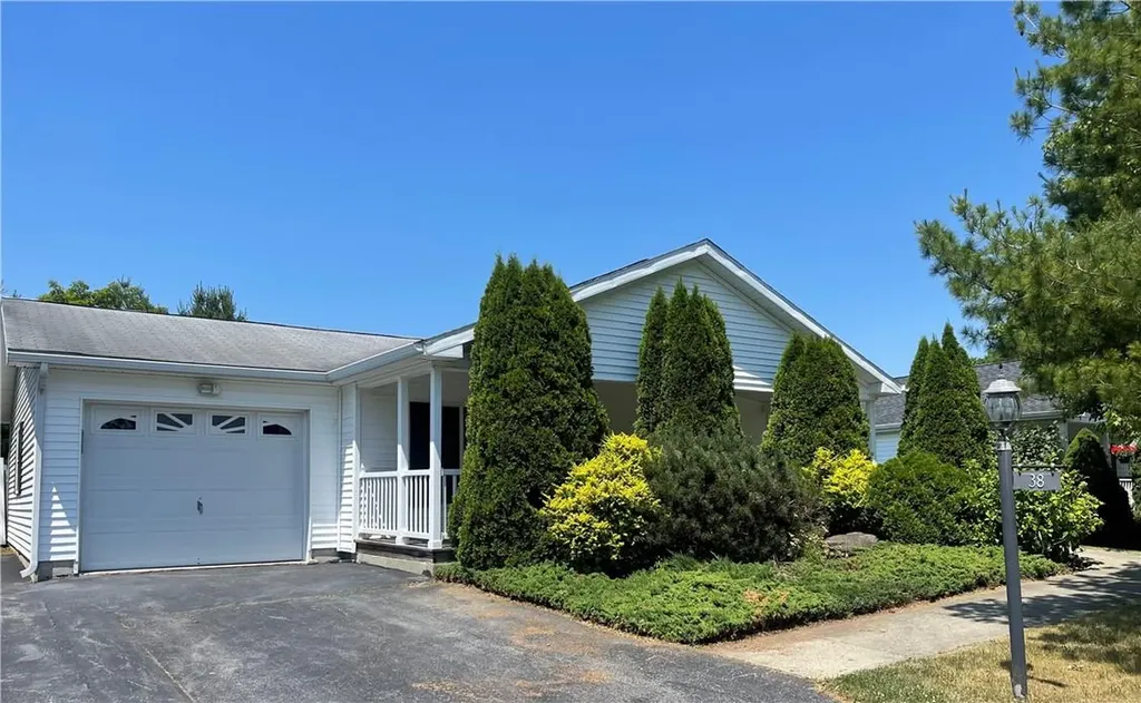38 Vero Drive Poughkeepsie NY 12603