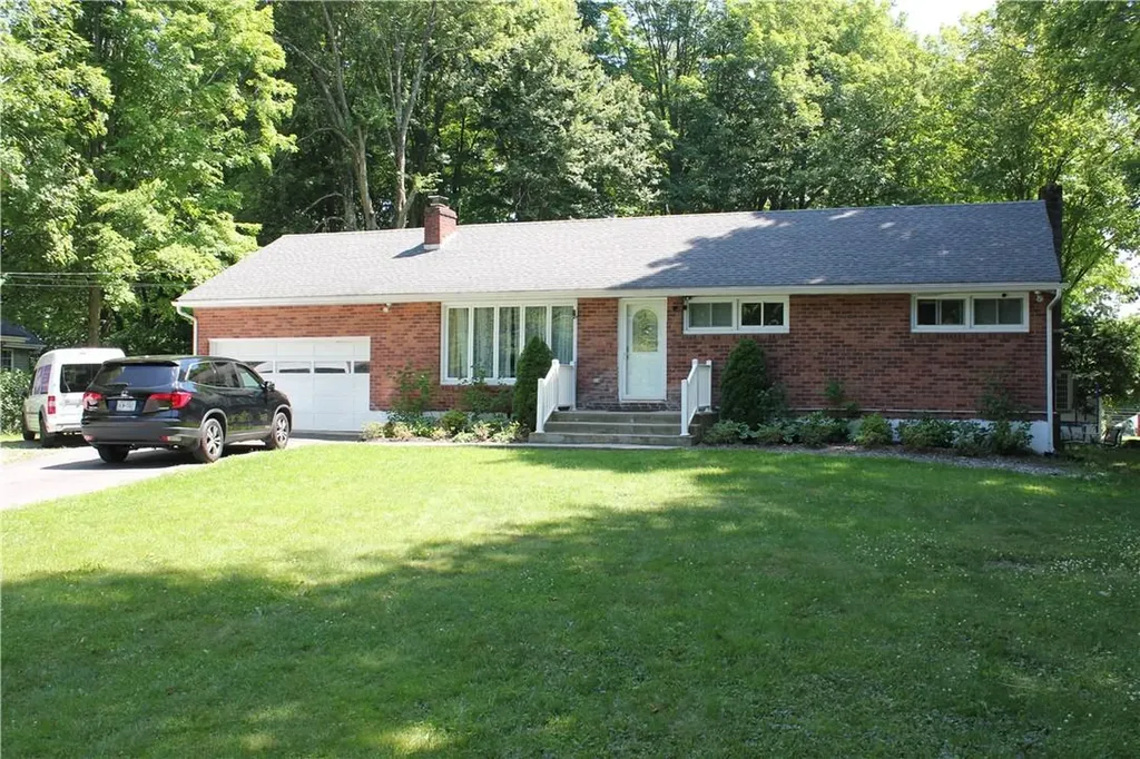 206 Hy Vue Circle Newburgh NY 12550