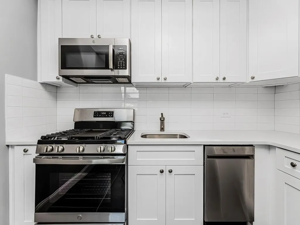 5615 Netherland Avenue Bronx NY 10471