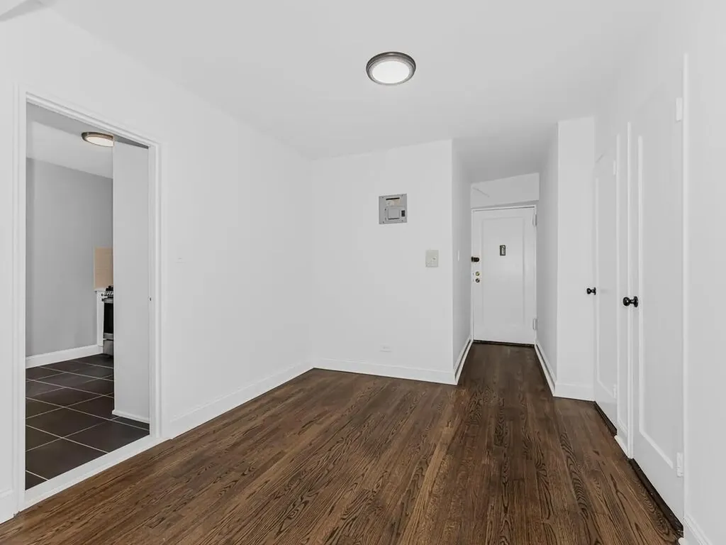 5615 Netherland Avenue Bronx NY 10471