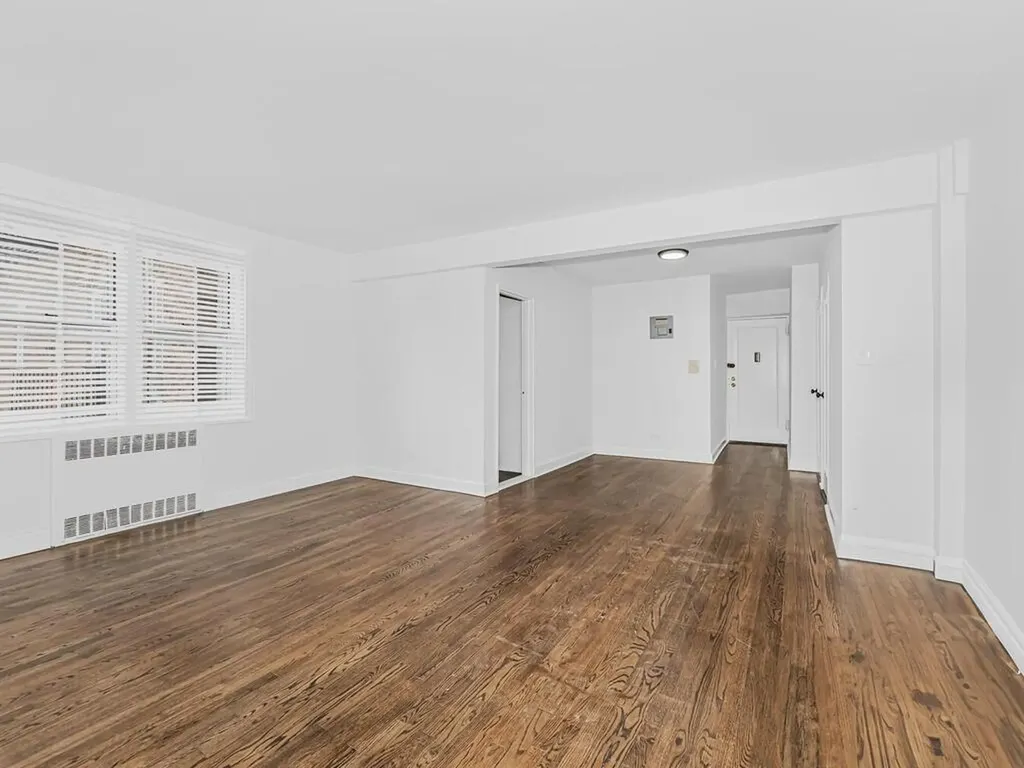 5615 Netherland Avenue Bronx NY 10471