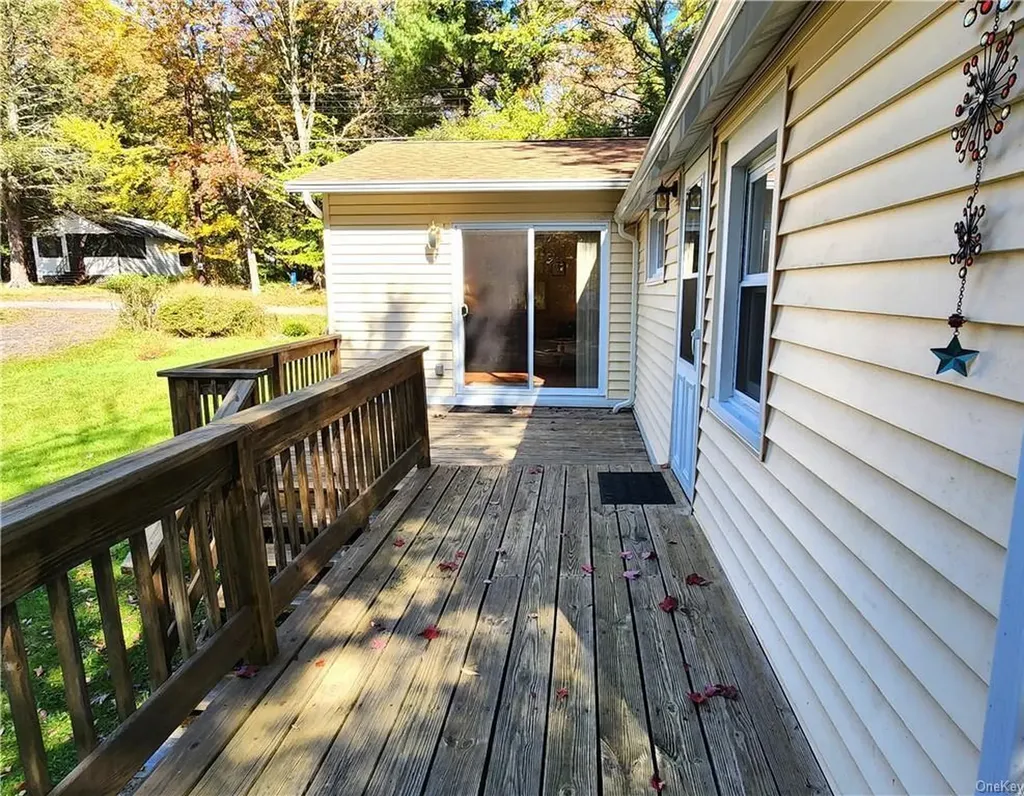 74 E Thompson Place Smallwood NY 12778