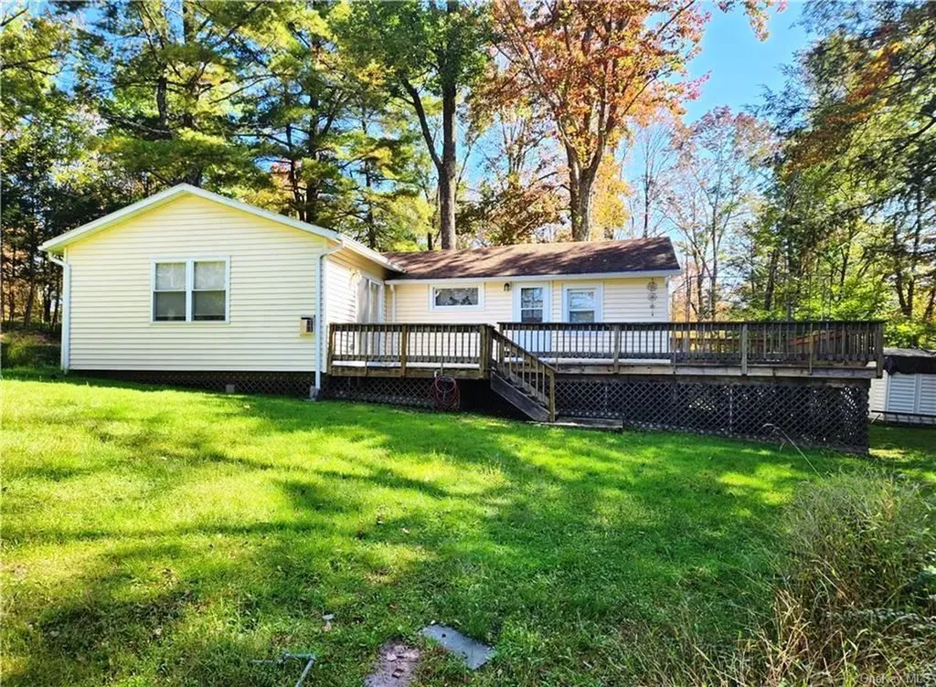 74 E Thompson Place Smallwood NY 12778