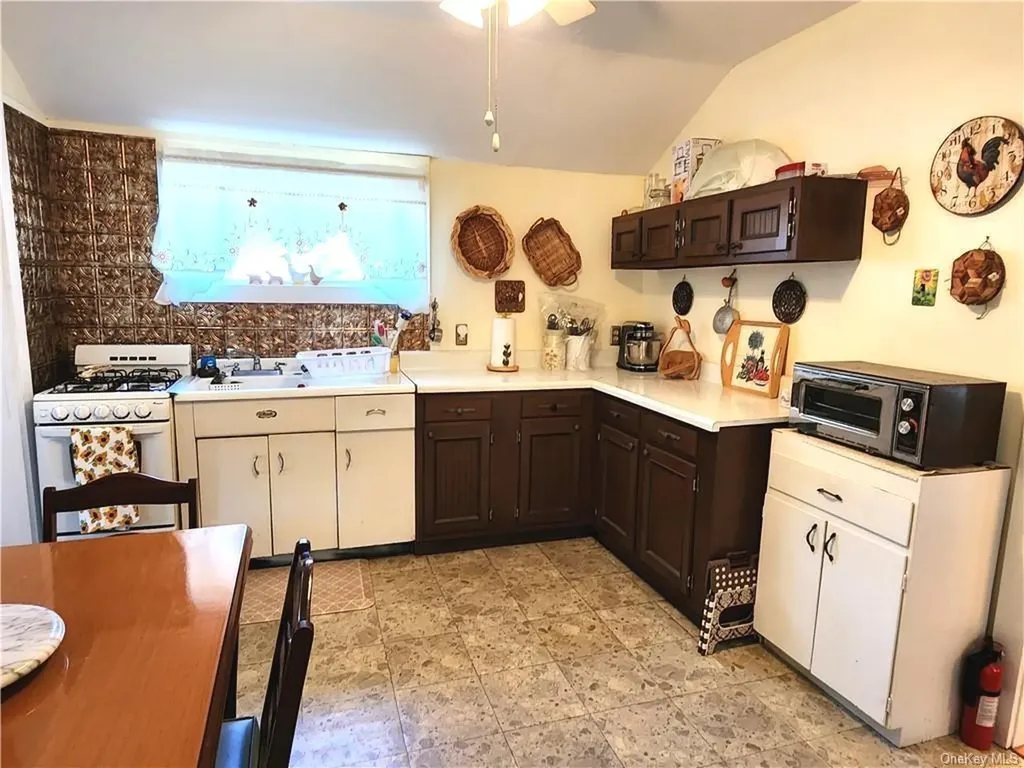 74 E Thompson Place Smallwood NY 12778