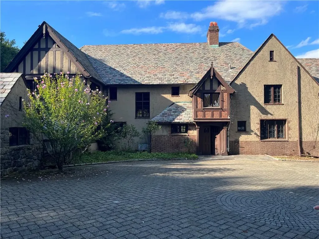 111 Lefurgy Avenue Dobbs Ferry NY 10522