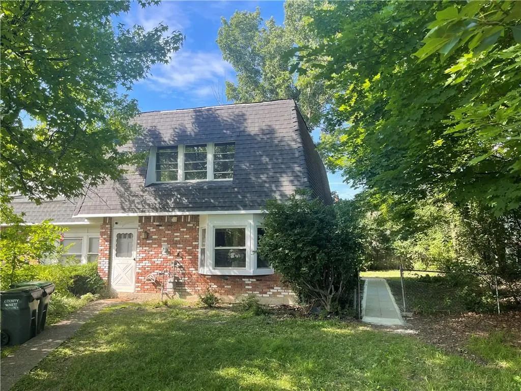 18 Shelley Court Middletown NY 10941