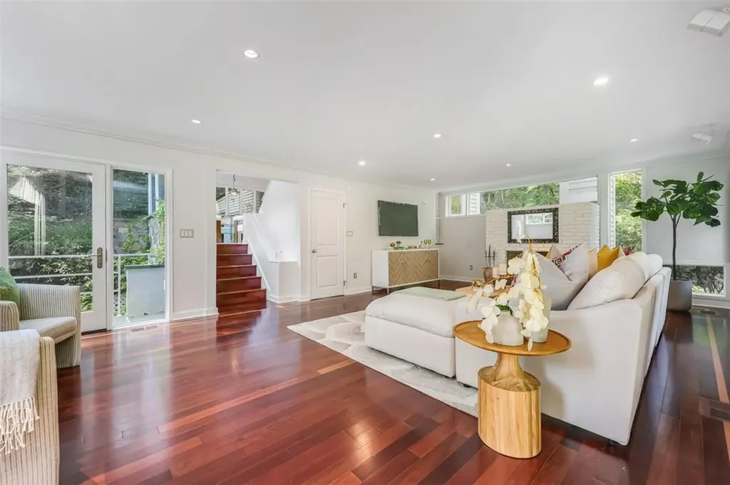 106 Westchester Avenue Pound Ridge NY 10576
