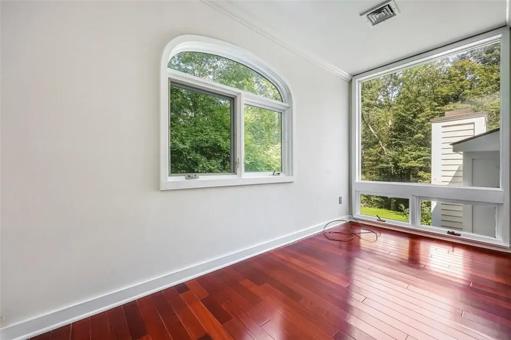106 Westchester Avenue Pound Ridge NY 10576