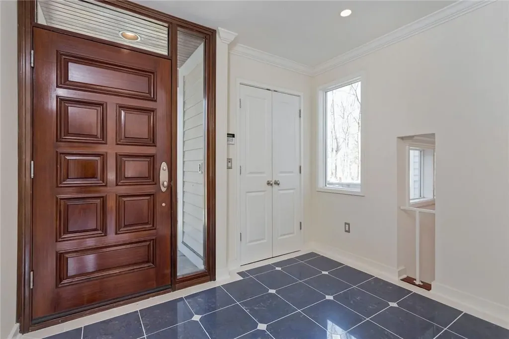 106 Westchester Avenue Pound Ridge NY 10576