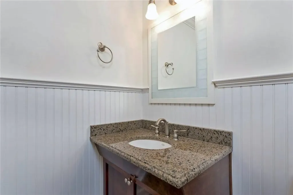 106 Westchester Avenue Pound Ridge NY 10576