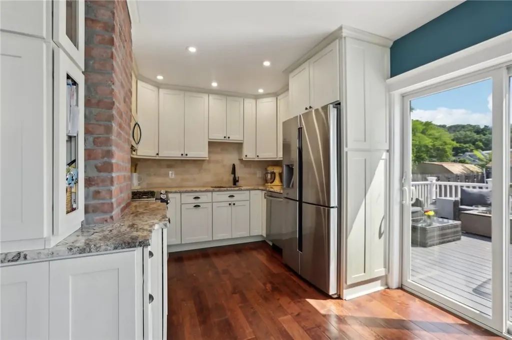 68 Cloverdale Avenue White Plains NY 10603