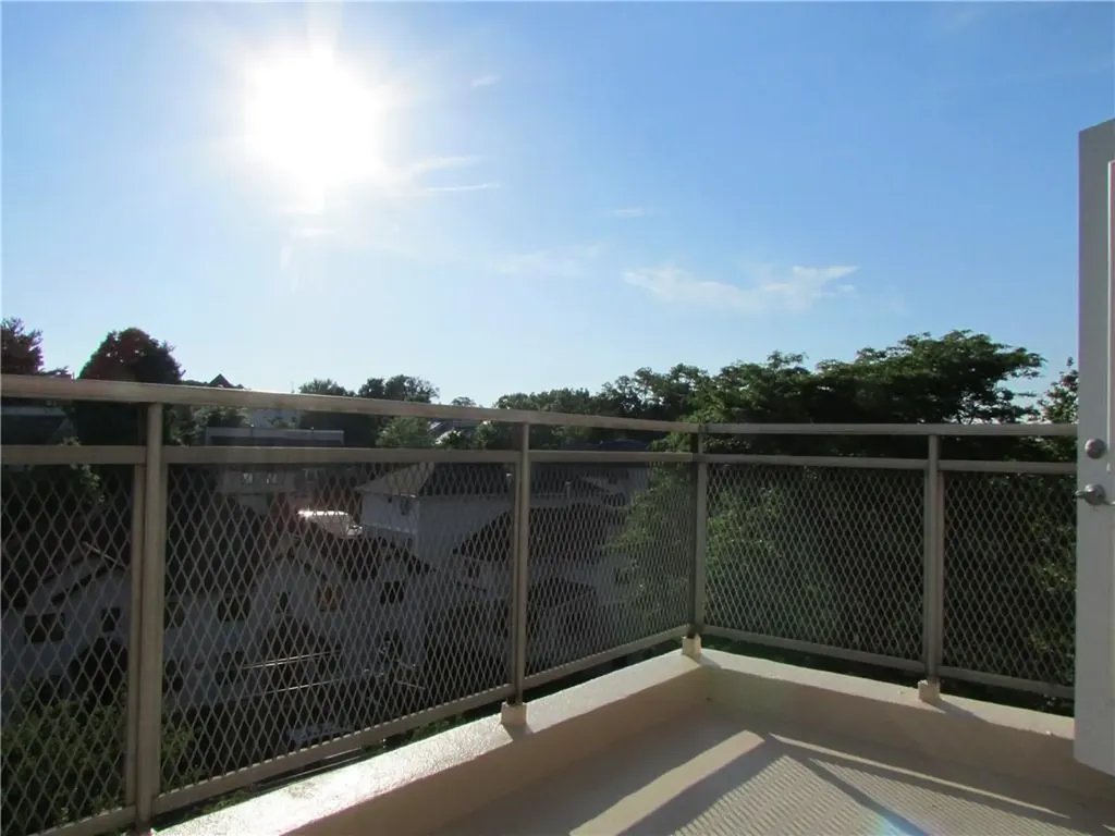 30 S Cole Avenue Spring Valley NY 10977