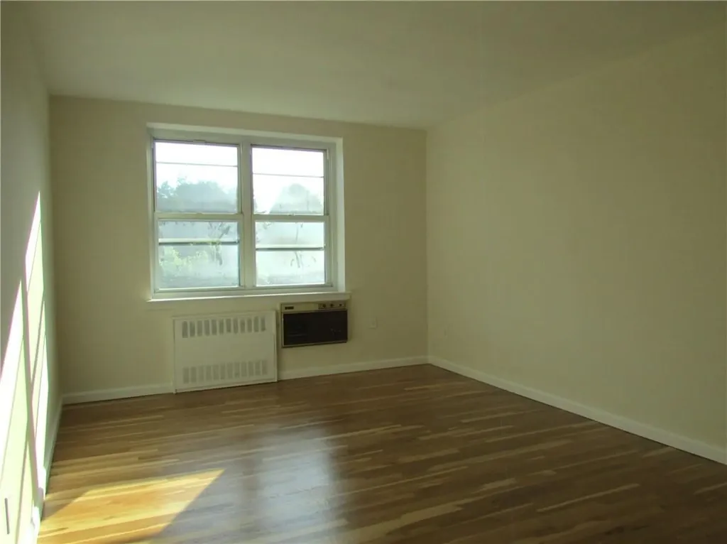 30 S Cole Avenue Spring Valley NY 10977