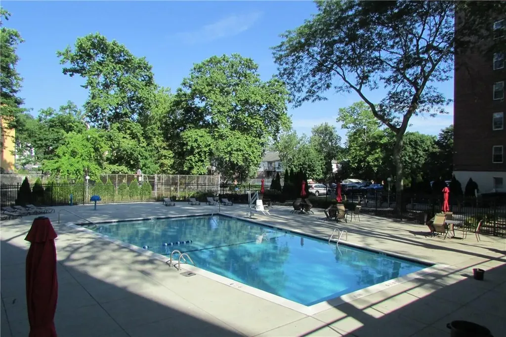 30 S Cole Avenue Spring Valley NY 10977