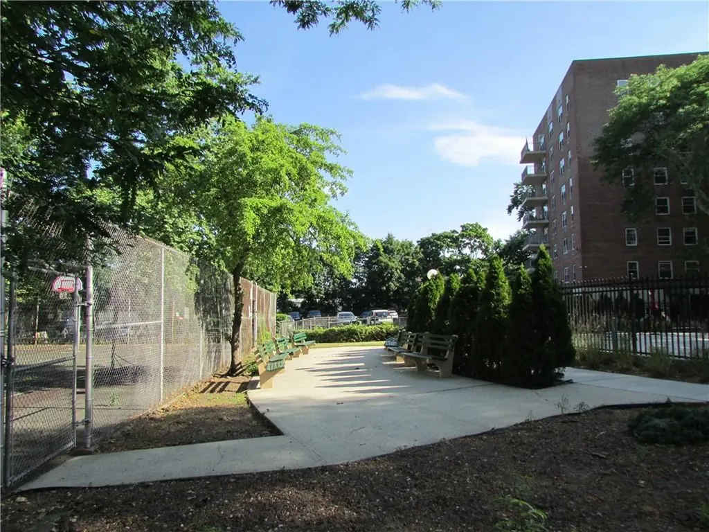 30 S Cole Avenue Spring Valley NY 10977