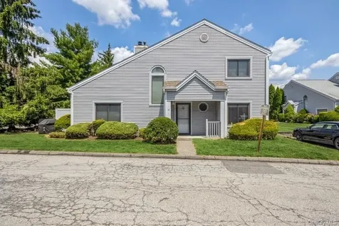 22 Leisure Way Mohegan Lake NY 10547
