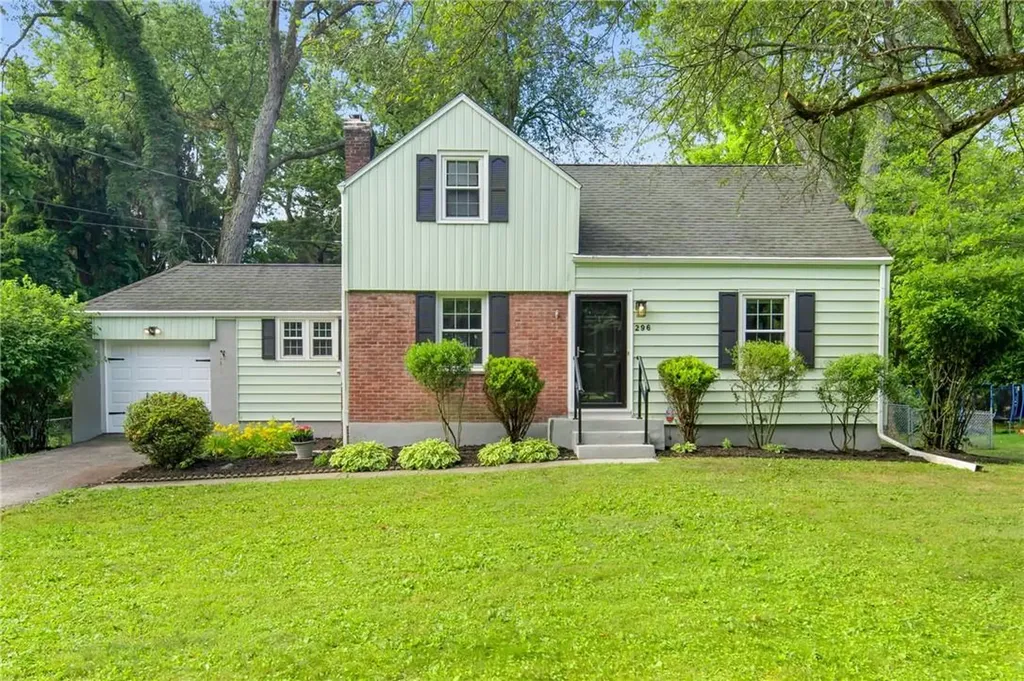296 Spackenkill Road Poughkeepsie NY 12603