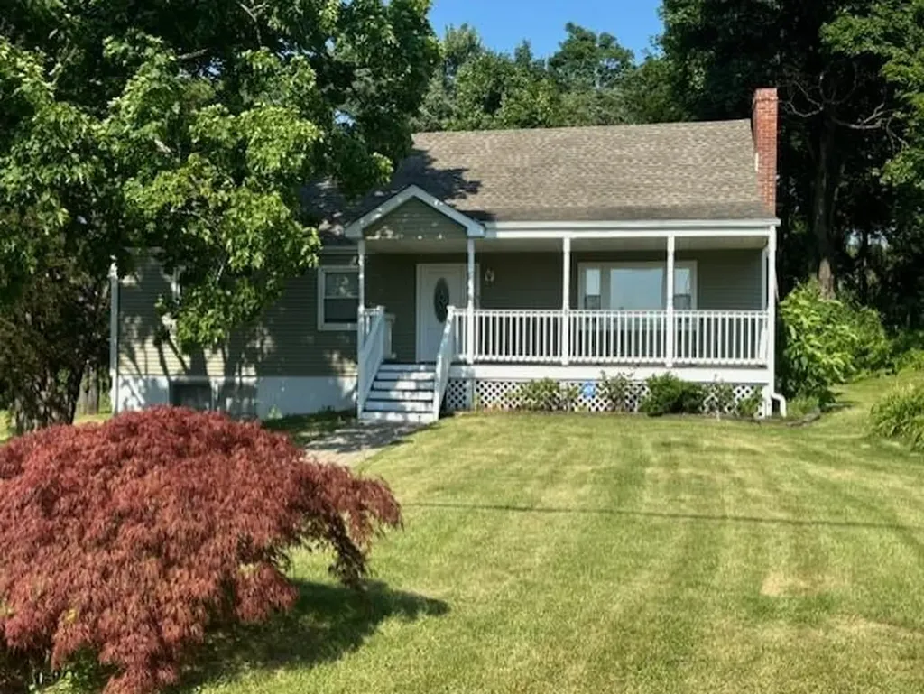43 Laffin Lane Poughkeepsie NY 12603