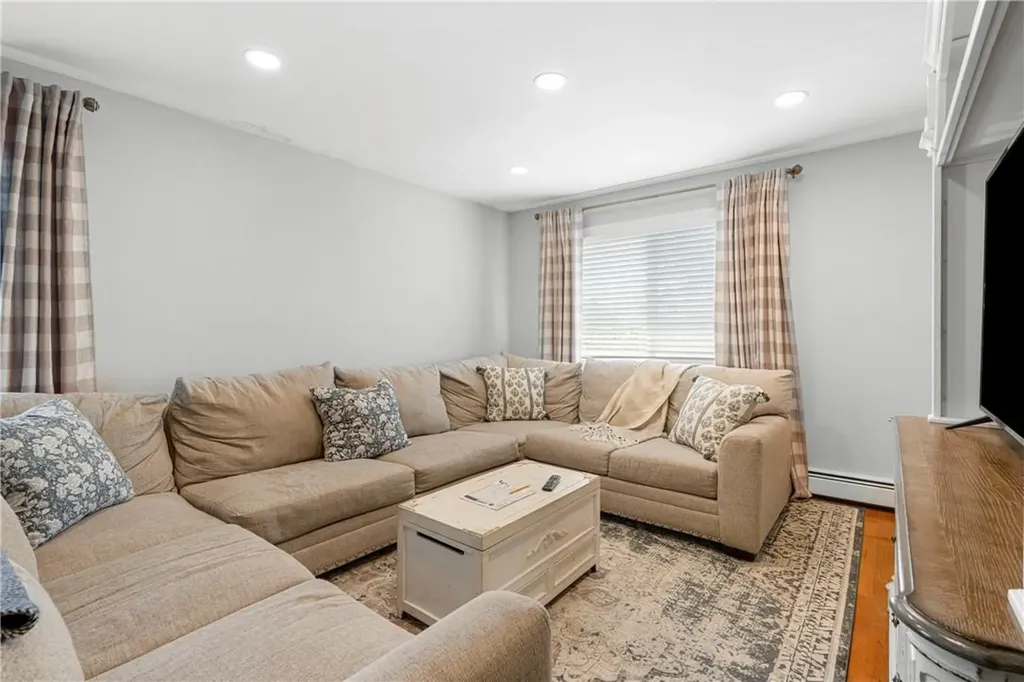 55 Catskill Avenue Yonkers NY 10704