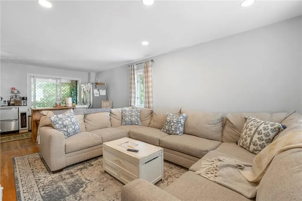 55 Catskill Avenue Yonkers NY 10704