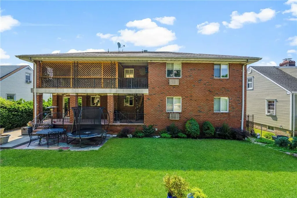 55 Catskill Avenue Yonkers NY 10704