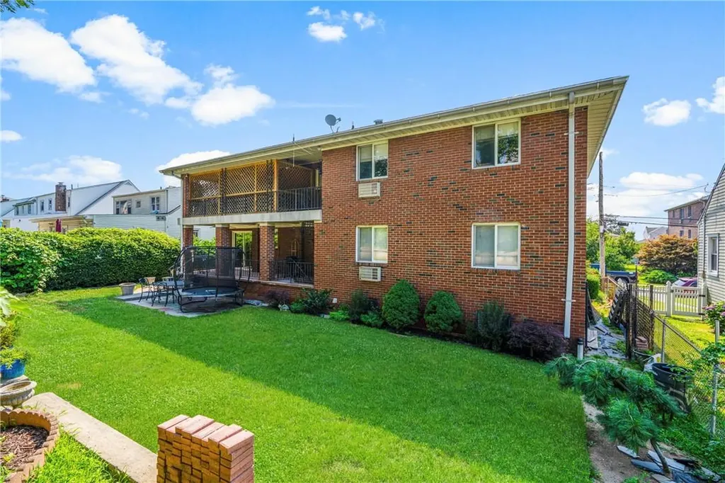 55 Catskill Avenue Yonkers NY 10704
