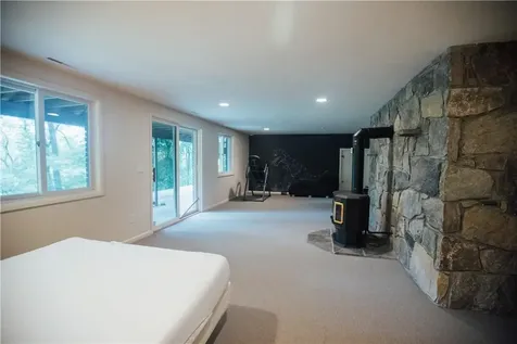 16 Old Stone Road Garrison NY 10524