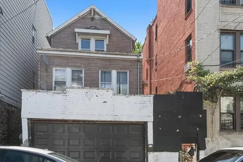 34 Cliff Street Yonkers NY 10701