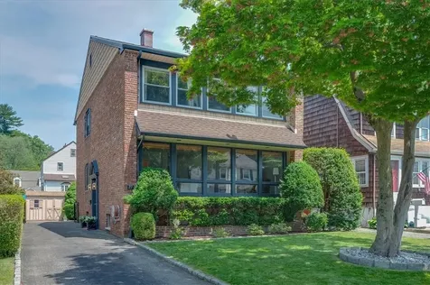 27 Westwood Avenue New Rochelle NY 10801