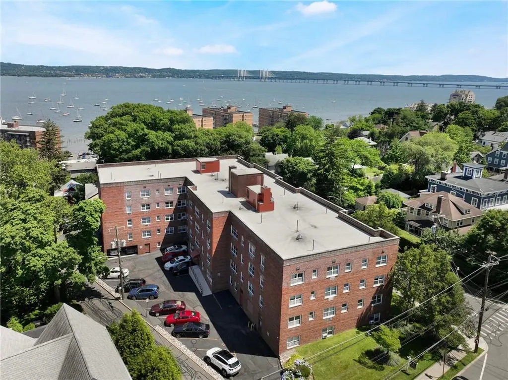 38 4th Avenue Nyack NY 10960