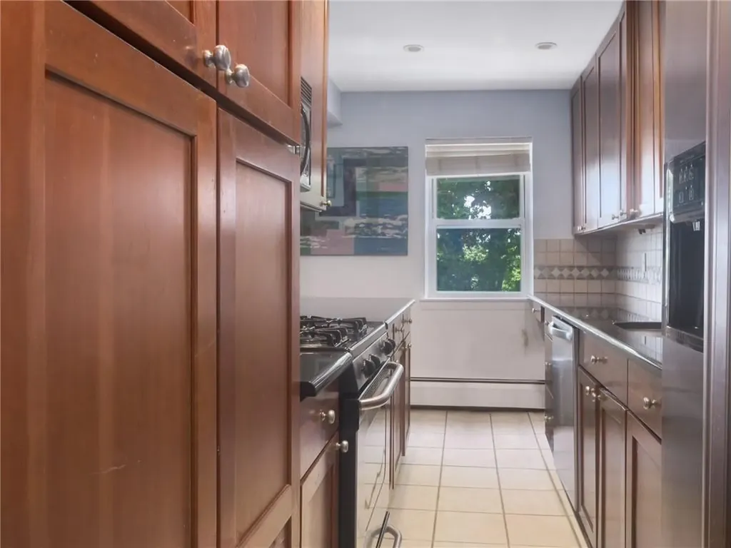 38 4th Avenue Nyack NY 10960