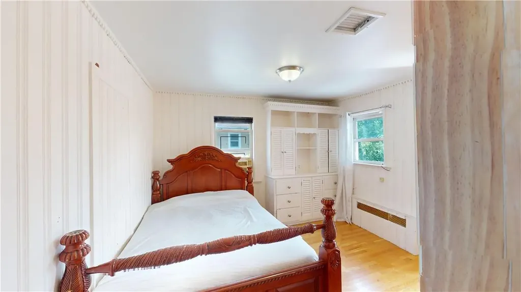 3718 Neptune Avenue Brooklyn NY 11224