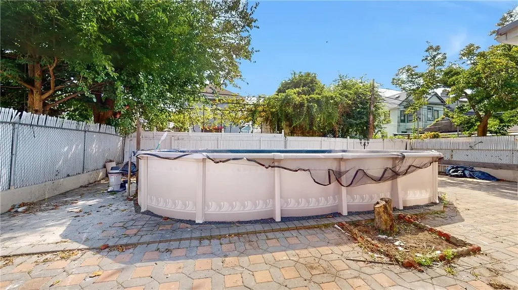 3718 Neptune Avenue Brooklyn NY 11224
