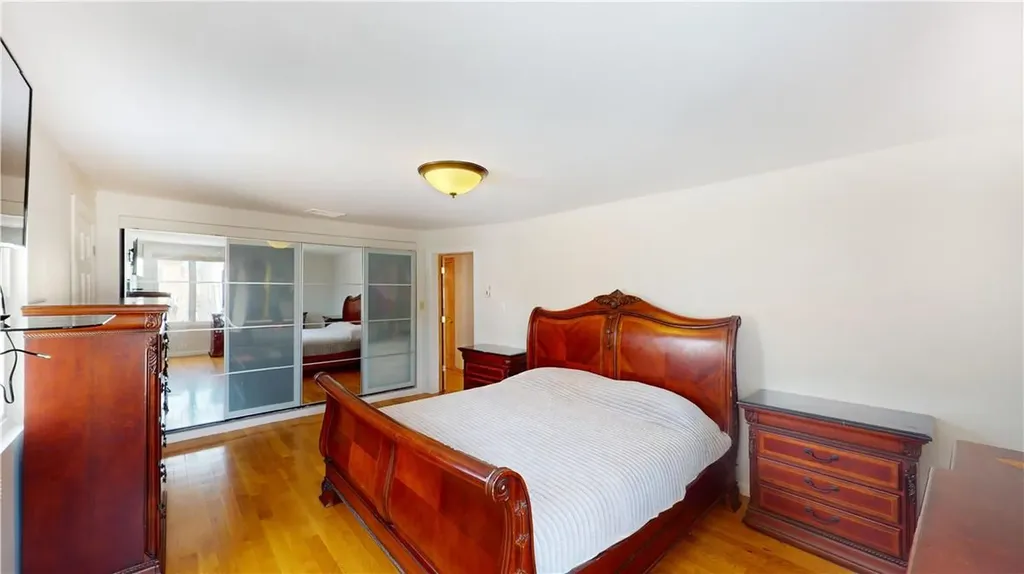 3718 Neptune Avenue Brooklyn NY 11224