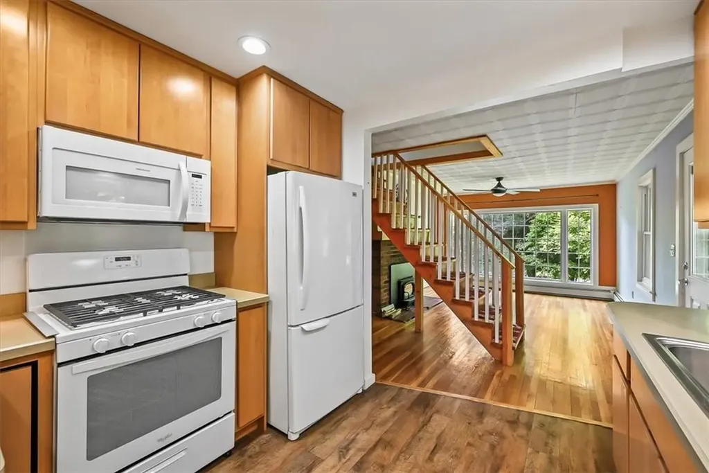 94 Galloway Road Warwick NY 10990