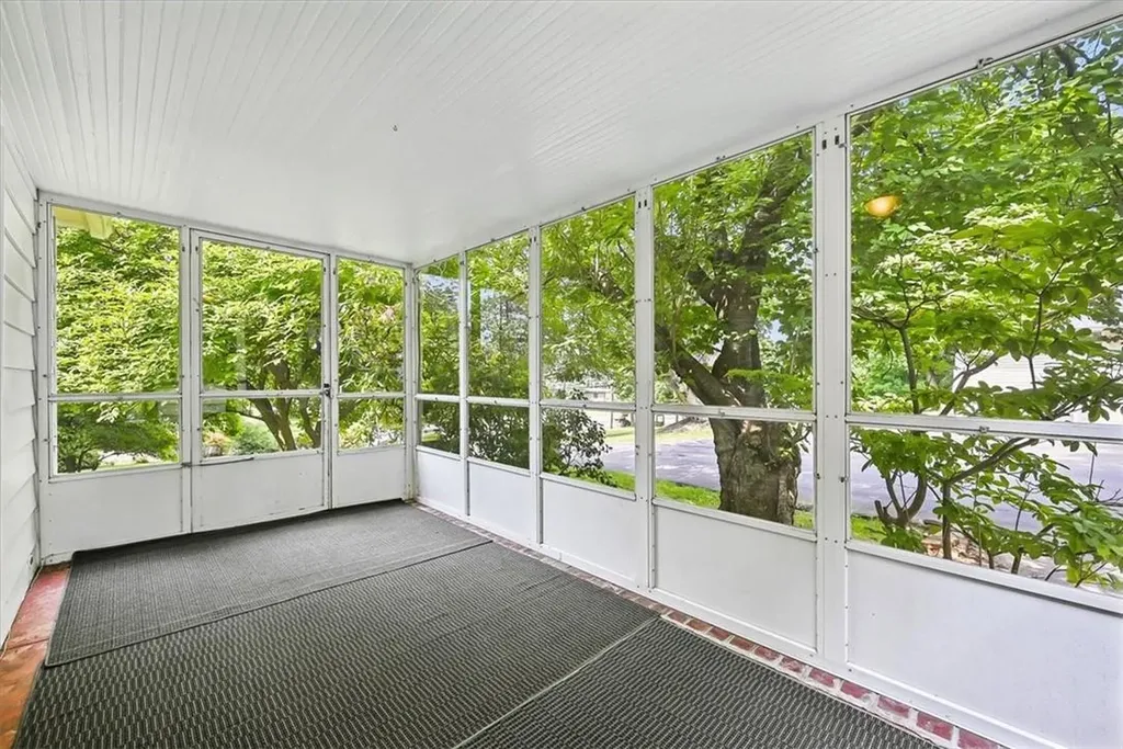 94 Galloway Road Warwick NY 10990