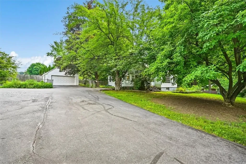 94 Galloway Road Warwick NY 10990